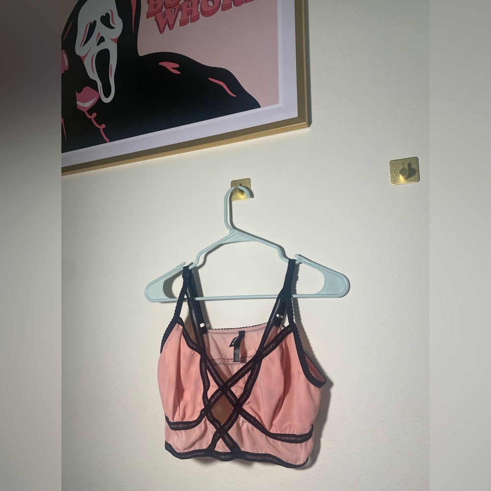 Size 2 torrid bralette salmon pink color (lightly used)